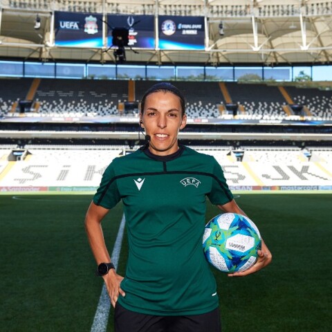 Η Στεφανί Φραπάρ