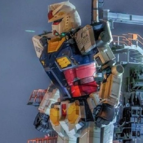 Γιγαντιαίο ρομπότ 