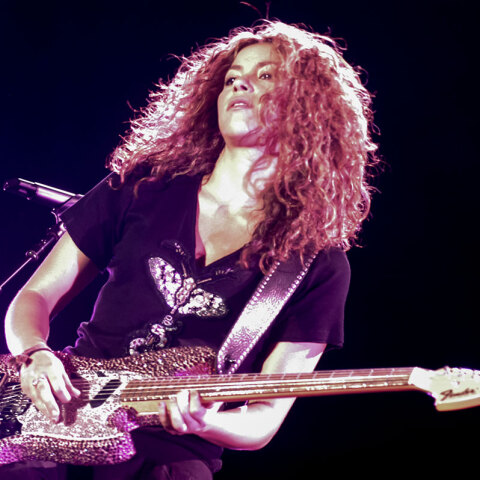 Στιγμιότυπο από τη συναυλία της Shakira στην Ελλάδα τον Ιούλιο του 2006