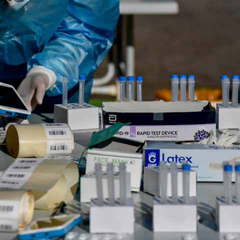 ΠΡΕΒΕΖΑ RAPID TEST ΣΕ ΟΔΗΓΟΥΣ ΑΥΤΟΚΙΝΗΤΩΝ ΚΑΙ ΠΟΛΙΤΕΣ ΑΠΟ ΚΛΙΜΑΚΙΟ ΤΟΥ ΕΟΔΥ 