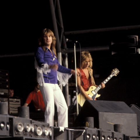 Ο κιθαρίστας Randy Roads σε συναυλία του Ozzy Osbourne