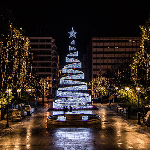ΕΙΚΟΝΕΣ ΠΟΥ ΘΥΜΙΖΟΥΝ ΧΡΙΣΤΟΥΓΕΝΝΑ 