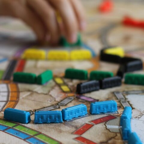 12 επιτραπέζια από την Kaissa για αξέχαστες οικογενειακές στιγμές