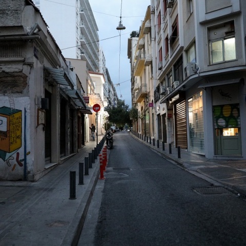 Κλειστά καταστήματα λόγω κορωνοϊού 