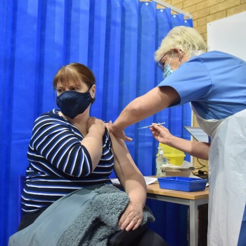 Εμβολιασμός Pfizer