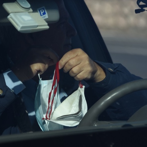 Μάσκα για τον κορωνοϊό