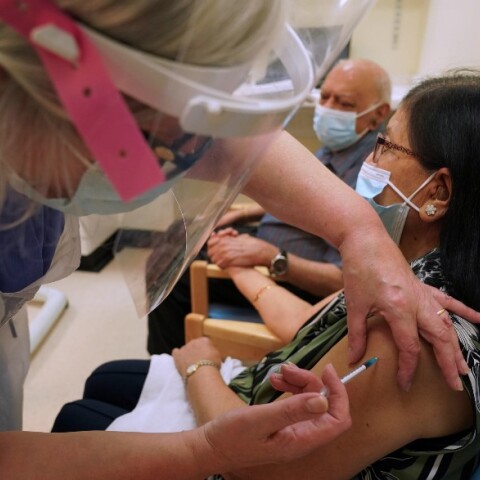 Εμβολιασμός Pfizer