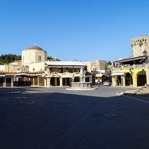Η πόλη της Ρόδου εν μέσω lockdown για τον κορωνοϊό