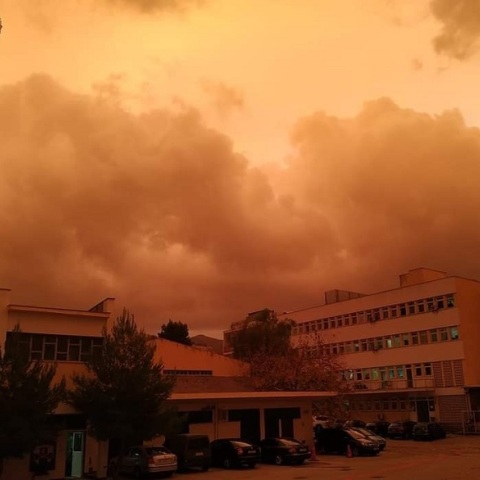 Κόκκινος ουρανός