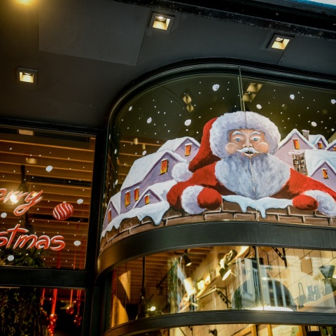 «Καμία χαλάρωση στις γιορτές»: Αυστηρή σύσταση των λοιμωξιολόγων