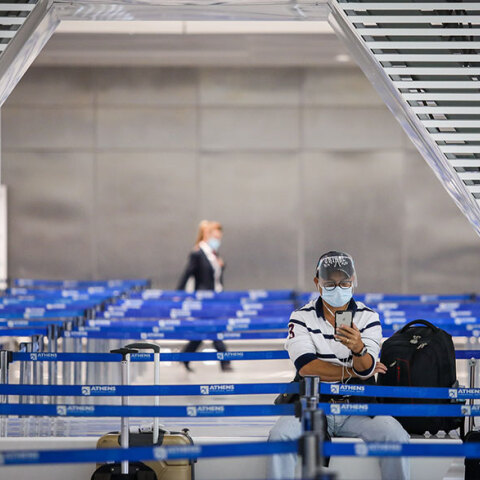 Εικόνα από το αεροδρόμιο «Ελευθέριος Βενιζέλος» στα Σπάτα εν μέσω κορωνοϊού