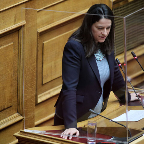 Νίκη Κεραμέως, υπουργός Παιδείας και Θρησκευμάτων