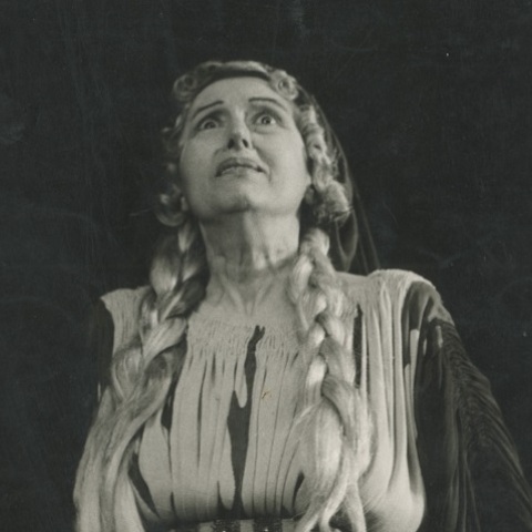 Η Κατίνα Παξινού ως Εκάβη