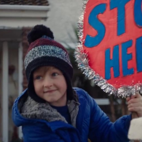 Χριστουγεννιάτικη διαφήμιση