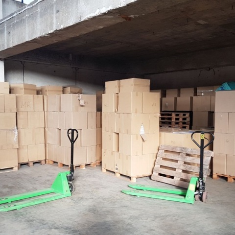 Εξαρθρώθηκε σπείρα που δραστηριοποιείται στην παρασκευή, συσκευασία και διακίνηση μεγάλων ποσοτήτων λαθραίων τσιγάρων