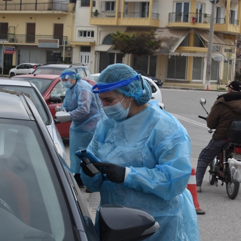 Drive through τεστ από τον ΕΟΔΥ 