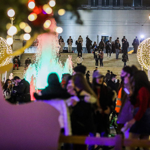ΧΡΙΣΤΟΥΓΕΝΝΙΑΤΙΚΑ ΣΤΙΓΜΙΟΤΥΠΑ ΑΠΟ ΤΟ ΚΕΝΤΡΟ ΤΗΣ ΑΘΗΝΑΣ