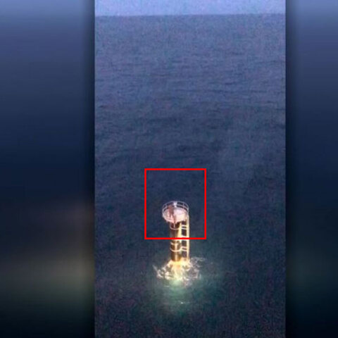 Αυστραλία: Άνδρας εντοπίστηκε πάνω σε φάρο στη θάλασσα, έχοντας πέσει νωρίτερα από σκάφος