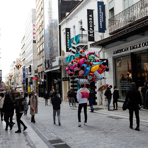  ΠΡΩΤΟΧΡΟΝΙΑΤΙΚΕΣ ΑΓΟΡΕΣ ΣΤΗΝ ΟΔΟ ΕΡΜΟΥ