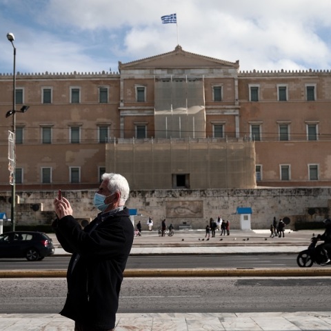 Στιγμιότυπο από το lockdown στο Σύνταγμα