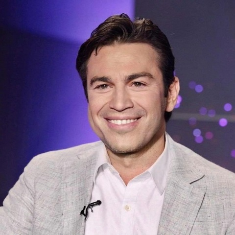 Ο τραγουδιστής, Μάριος Φραγκούλης