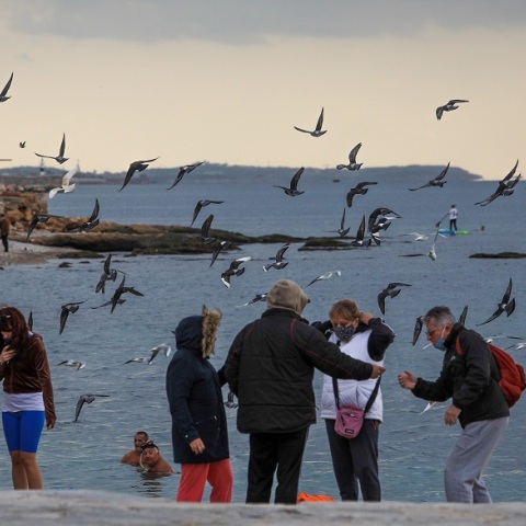 Στιγμιότυπο από βόλτα στην παραλία του Φλοίσβου