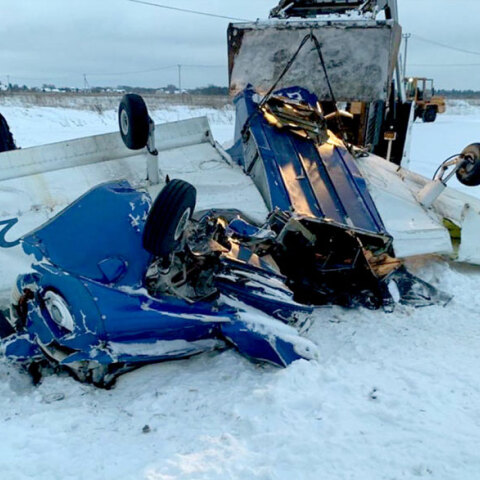Το μονοκινητήριο αεροπλάνο που συνετρίβη στη Ρωσία, με αποτέλεσμα τρεις άνθρωποι να χάσουν τη ζωή τους