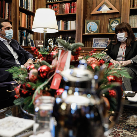  ΣΥΝΑΝΤΗΣΗ ΤΗΣ ΠτΔ ΚΑΤ. ΣΑΚΕΛΛΑΡΟΠΟΥΛΟΥ ΜΕ ΤΟΝ ΠΡΟΕΔΡΟ ΤΟΥ ΣΥΡΙΖΑ ΑΛ. ΤΣΙΠΡΑ 