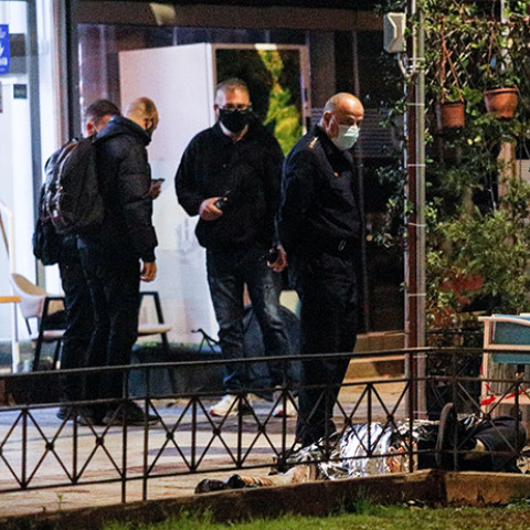 ΠΥΡΟΒΟΛΙΣΜΟΙ ΣΤΟΝ ΝΕΟ ΚΟΣΜΟ ΑΓΙΟ ΣΩΣΤΗ ΜΕ ΔΥΟ ΝΕΚΡΟΥΣ