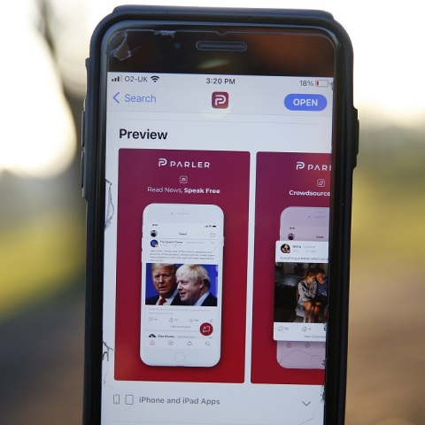 Screenshot από την εφαρμογή Parler
