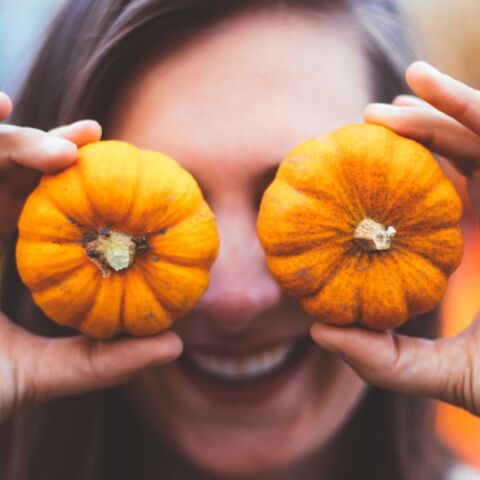 6 τροφές που κάνουν καλό στα μάτια