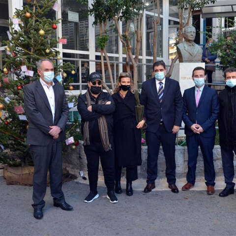 Νέες κλίνες ΜΕΘ στο «Μεταξά», δωρεά του Γιάννη Πάριου