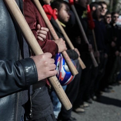 Συγκέντρωση διαμαρτυρίας μπροστά από τη Βουλή, από εκπαιδευτικούς και φοιτητές ενάντια στο νομοσχέδιο του υπουργείου Παιδείας