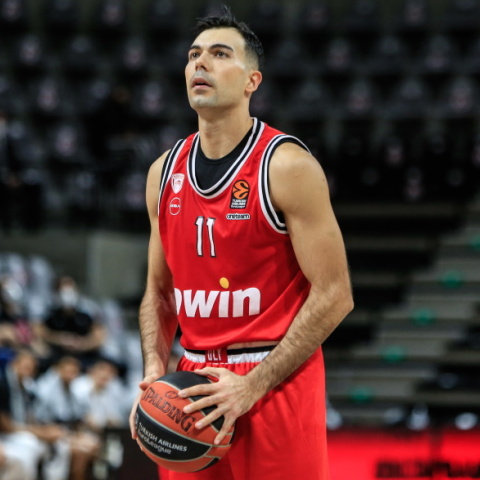 Euroleague: Νίκη στην παράταση με 101-93 για τον Ολυμπιακό στην Γαλλία κόντρα στη Βιλερμπάν - MVP ξανά ο Κώστας Σλούκας.