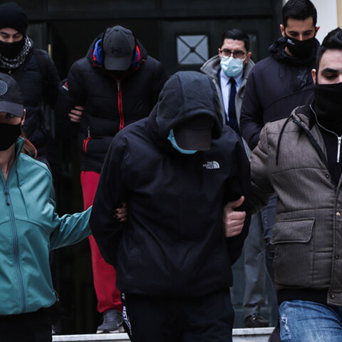 Απολογία στον εισαγγελέα των δύο ανηλίκων, φερομένων ως δραστών για τον ξυλοδαρμό του σταθμάρχη στο μετρό