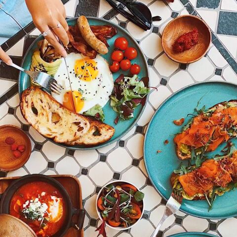 5 διαφορετικά brunch για μια απολαυστική Κυριακή