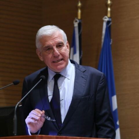  Γιάννος Παπαντωνίου 