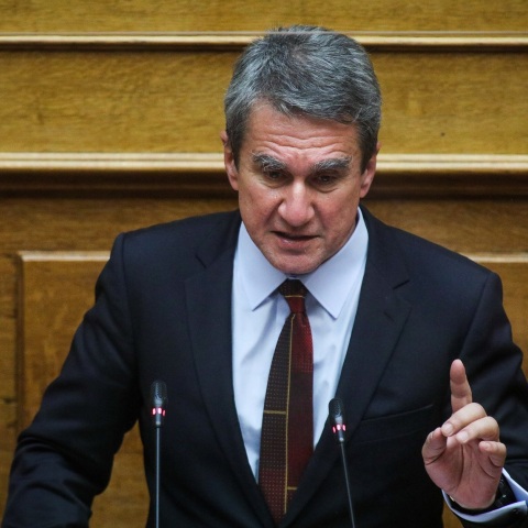 Την πρόθεσή του να διεκδικήσει την ηγεσία του Κινήματος Αλλαγής ανακοίνωσε σήμερα ο βουλευτής Ανδρέας Λοβέρδος, μιλώντας στην ΕΡΤ