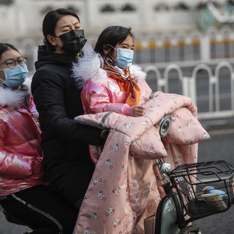 107 επιβεβαιωμένα κρουσμάτων του SARS-CoV-2 ανακοινώθηκαν από το κινεζικό υπουργείο Υγείας, για ενδέκατη συναπτή ημέρα οι μολύνσεις ξεπέρασαν τις 100