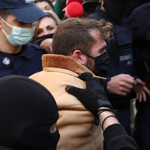 ΣΤΟΝ ΑΝΑΚΡΙΤΗ ΟΔΗΓΗΘΗΚΕ Ο ΠΡΟΠΟΝΗΤΗΣ ΠΟΥ ΚΑΤΗΓΟΡΕΙΤΑΙ ΟΤΙ ΒΙΑΣΕ 11ΧΡΟΝΗ ΑΘΛΗΤΡΙΑ 