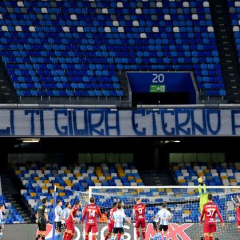 Γήπεδο Νάπολη