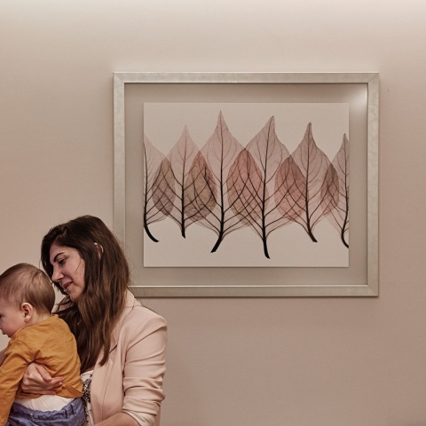 Γυναίκα με παιδί