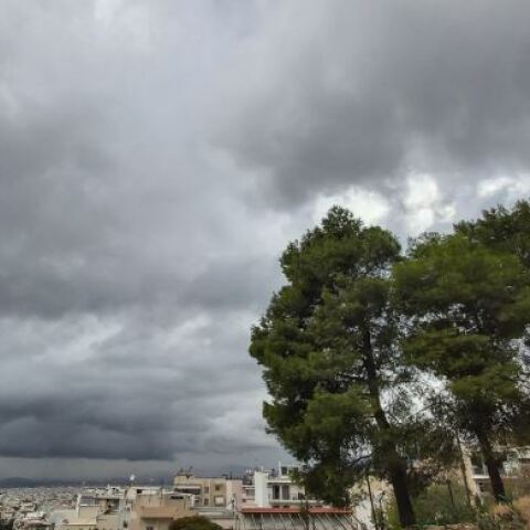 Σύννεφα στην Αττική