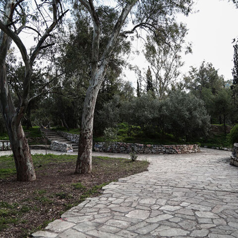 Λόφος Στρέφη