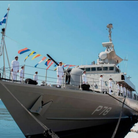 Η πυραυλάκατος του Πολεμικού Ναυτικού «Καραθανάσης»