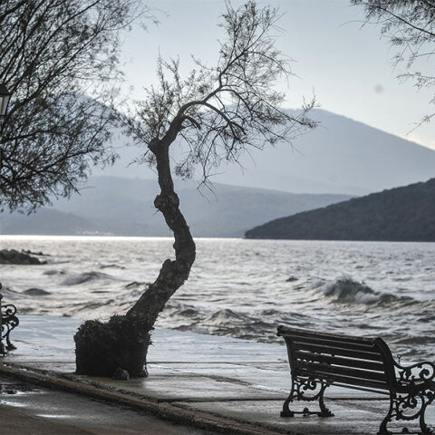 Ο καιρός σήμερα: Νεφώσεις, βροχές και χαλάζι προβλέπει η ΕΜΥ την Κυριακή 31 Ιανουαρίου 2021