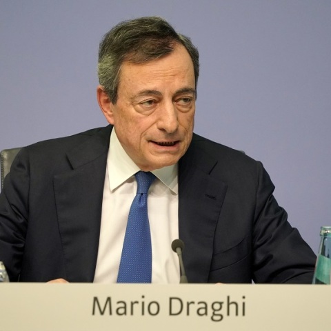 Μάριο Ντράγκι