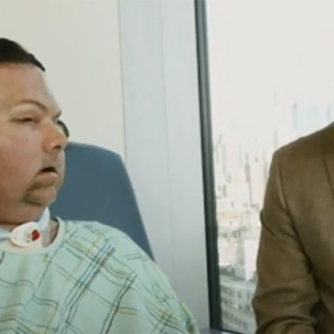 Ο 22χρονος, Τζο Ντιμίο, υποβλήθηκε με επιτυχία σε τριπλή μεταμόσχευση προσώπου και χεριών