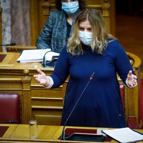 Η υφυπουργός Εργασίας και Κοινωνικών Υποθέσεων, Μαρία Συρεγγέλα