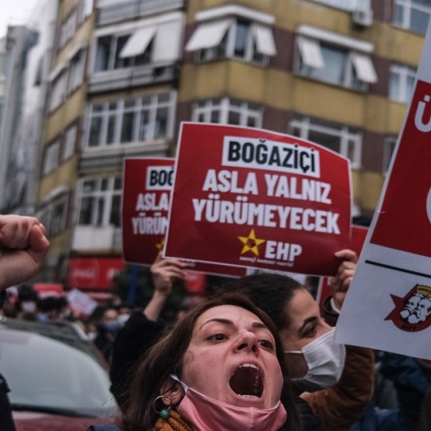 Διαμαρτυρία κατά του διορισμένου πρύτανη στο Πανεπιστήμιο του Βοσπόρου